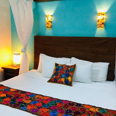 El Roble Nature Hotel & Lagoon 바칼라르 외부 사진
