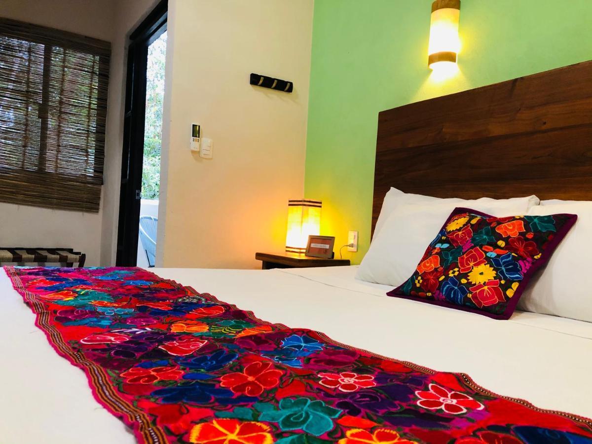 El Roble Nature Hotel & Lagoon 바칼라르 외부 사진